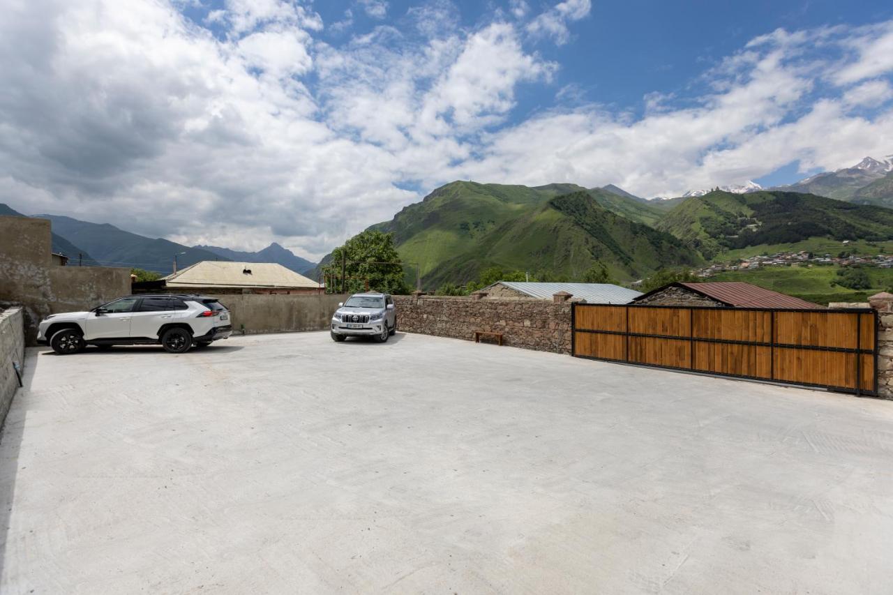 מלון Graf Kazbegi מראה חיצוני תמונה